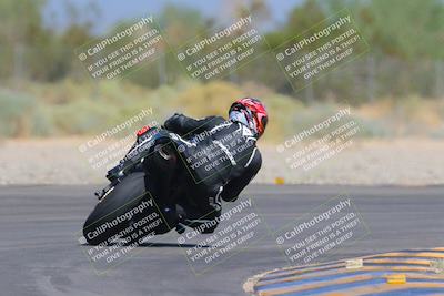 media/Sep-25-2023-Moto Forza (Mon) [[81ffa65e0a]]/B-C Group/Session 4 (Turn 2 Backside)/